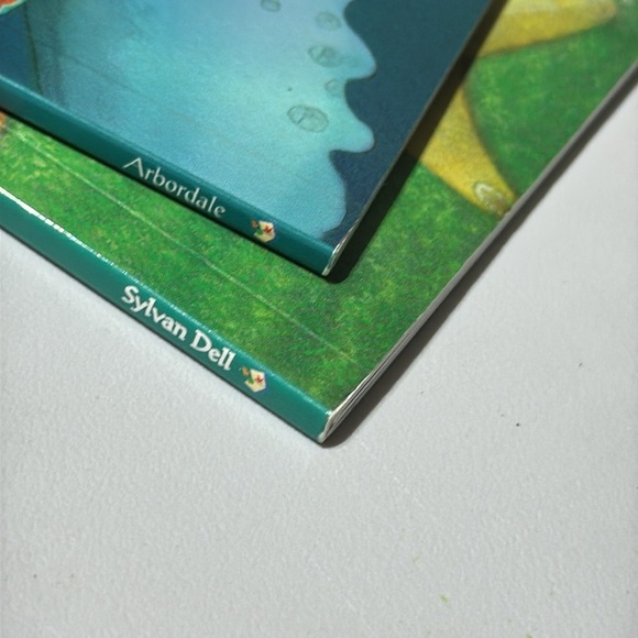 BUNDLE of 2 | Kids | paperback books - Picture 7 of 9